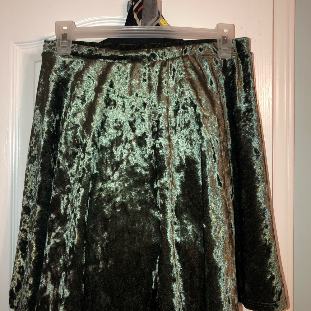 velvet molly green skirt NWOT
